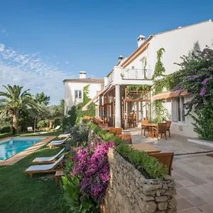Hotel La Fuente De La Higuera ****